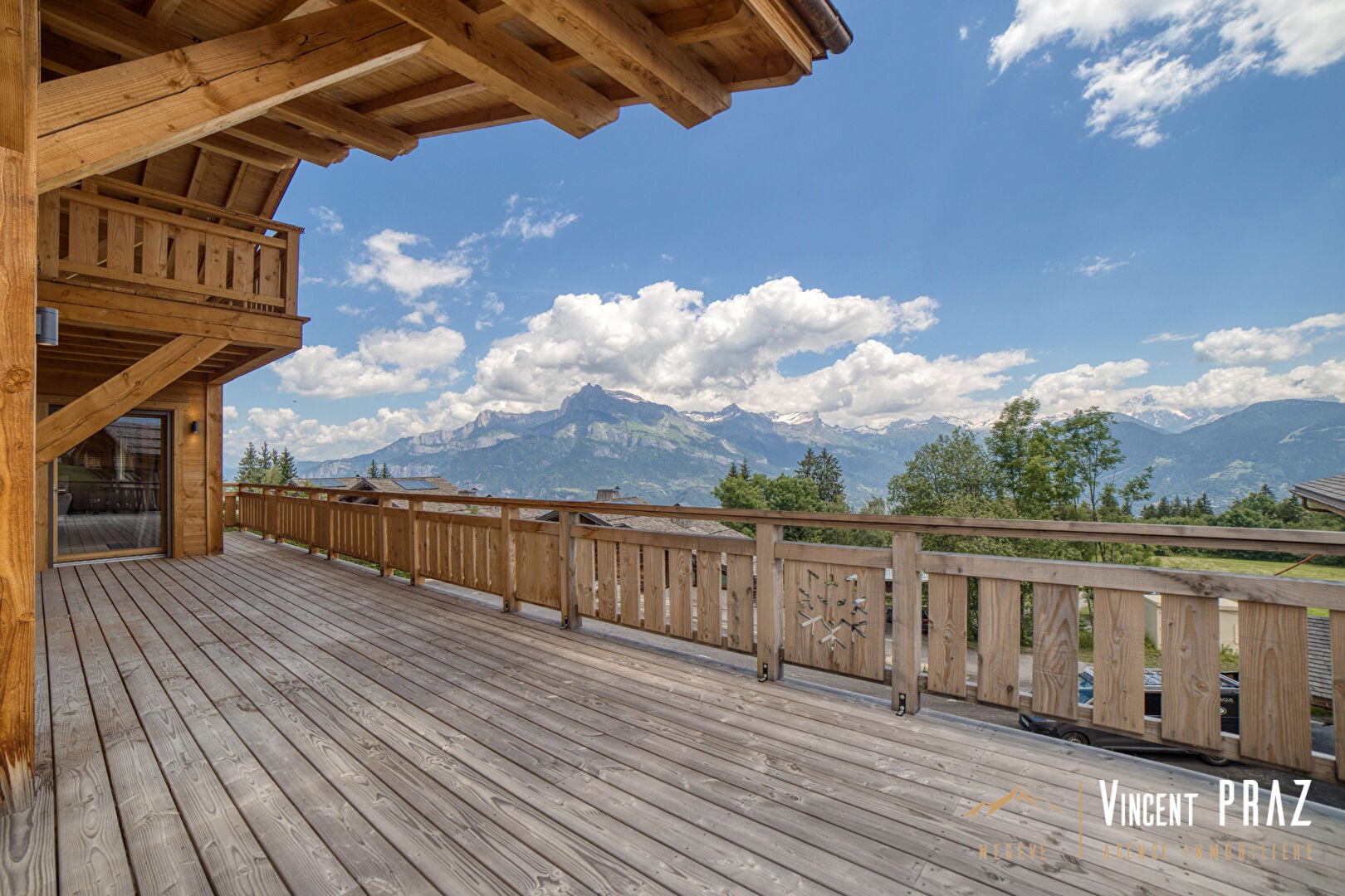 Chalet Combloux 8 pièce(s) 380 m2 - Photo 1